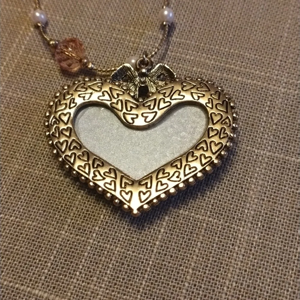 Betsey Johnson Three Tier Heart Necklace Faceted Heart Gorgeous - Picture 10 of 12